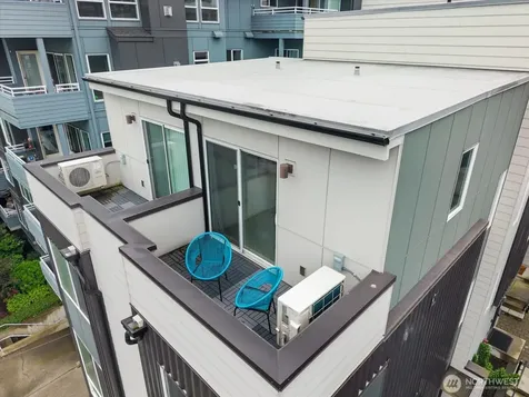 3104 SW Avalon Way Seattle WA 98126