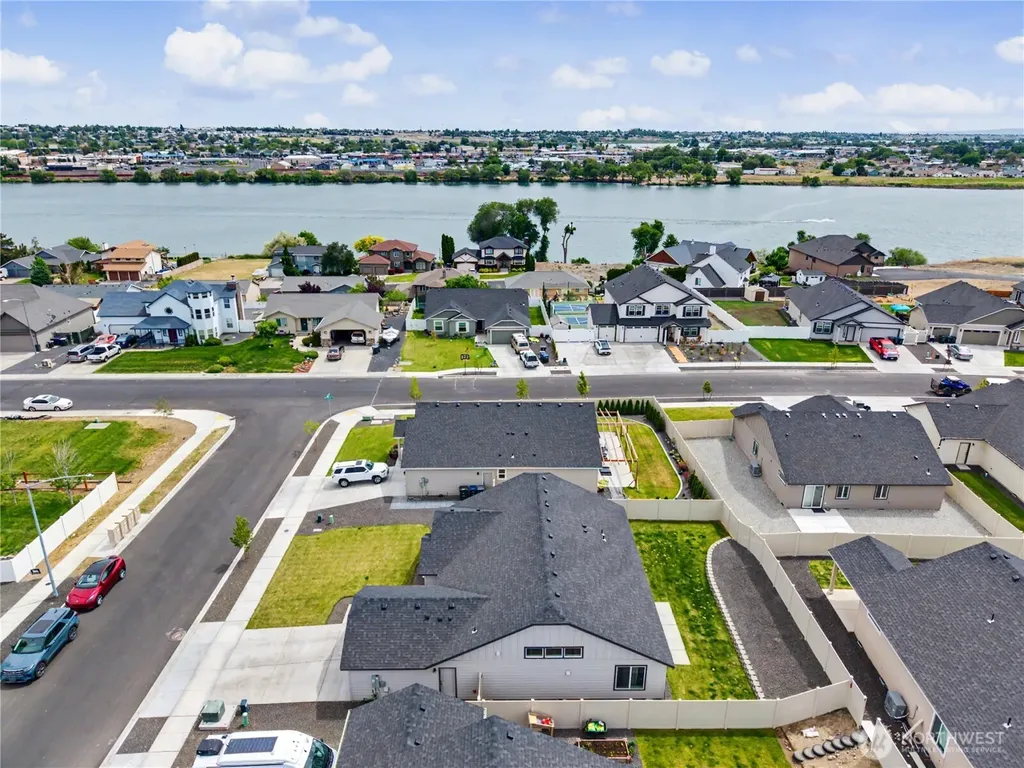 204 Royal Palm Drive Moses Lake WA 98837