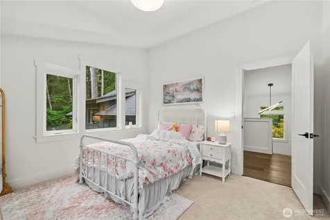 8636 NE Belle Hill Lane Bainbridge Island WA 98110