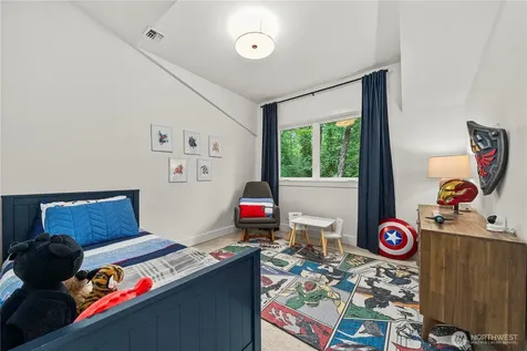 8636 NE Belle Hill Lane Bainbridge Island WA 98110