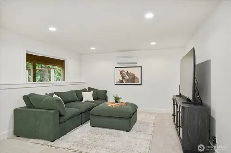 8636 NE Belle Hill Lane Bainbridge Island WA 98110
