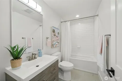 8636 NE Belle Hill Lane Bainbridge Island WA 98110