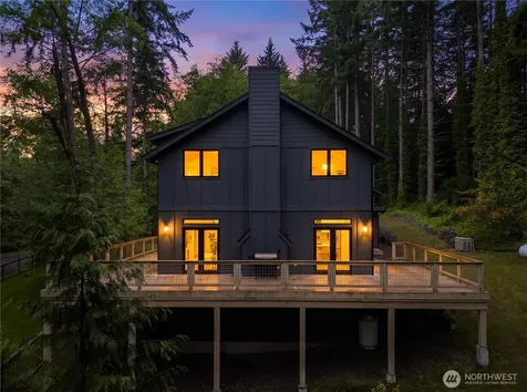 8636 NE Belle Hill Lane Bainbridge Island WA 98110
