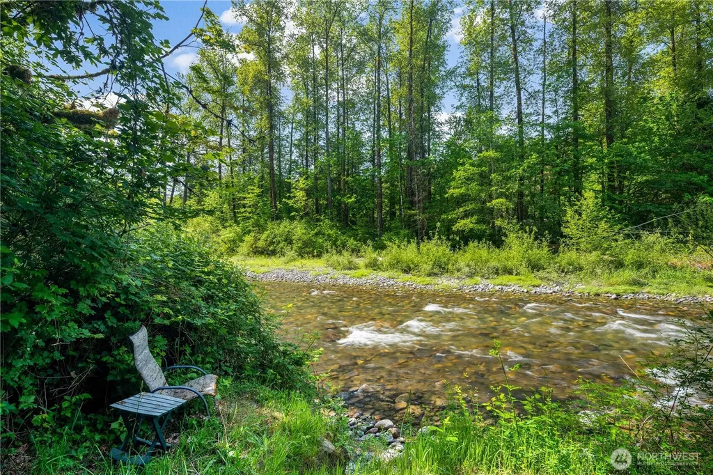 22629 36th Street NE Granite Falls WA 98252