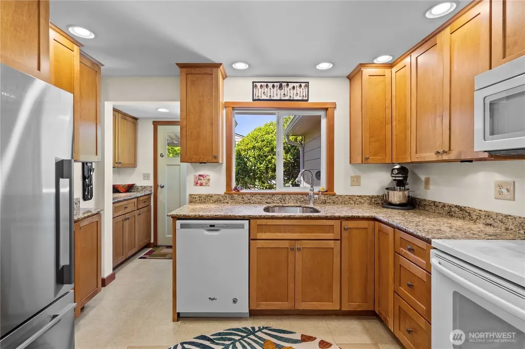 4813 N 24th Street Tacoma WA 98406