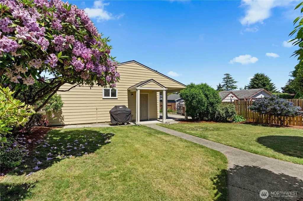 4813 N 24th Street Tacoma WA 98406