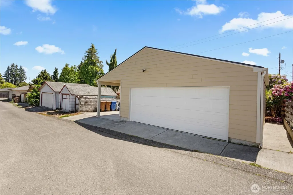 4813 N 24th Street Tacoma WA 98406