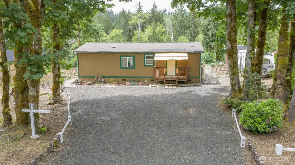 670 N Duckabush Drive N Hoodsport WA 98548