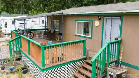 670 N Duckabush Drive N Hoodsport WA 98548