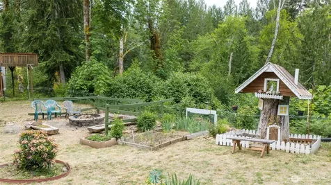 670 N Duckabush Drive N Hoodsport WA 98548