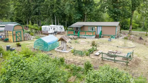 670 N Duckabush Drive N Hoodsport WA 98548