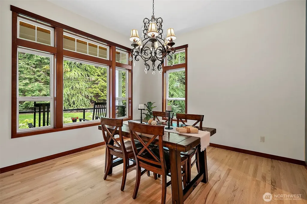 6407 282nd Avenue SE Issaquah WA 98027