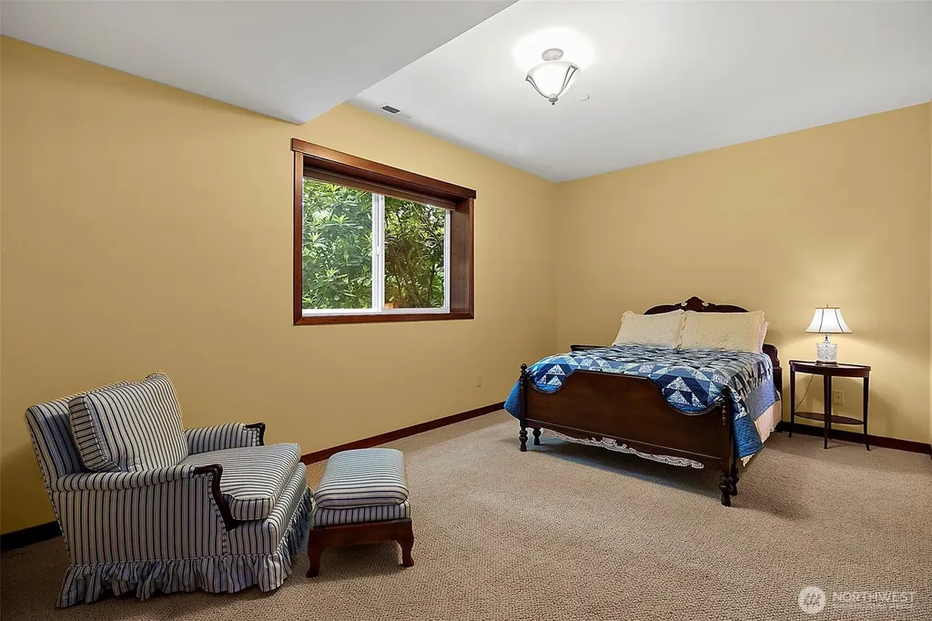 6407 282nd Avenue SE Issaquah WA 98027