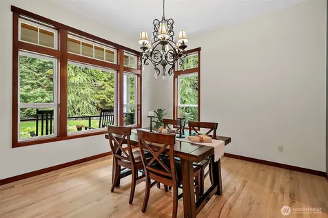 6407 282nd Avenue SE Issaquah WA 98027