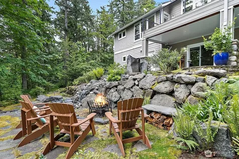 6407 282nd Avenue SE Issaquah WA 98027