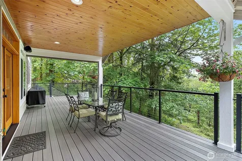 6407 282nd Avenue SE Issaquah WA 98027