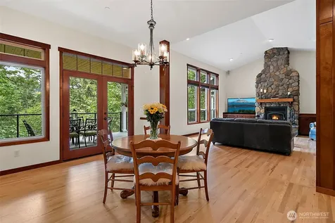 6407 282nd Avenue SE Issaquah WA 98027