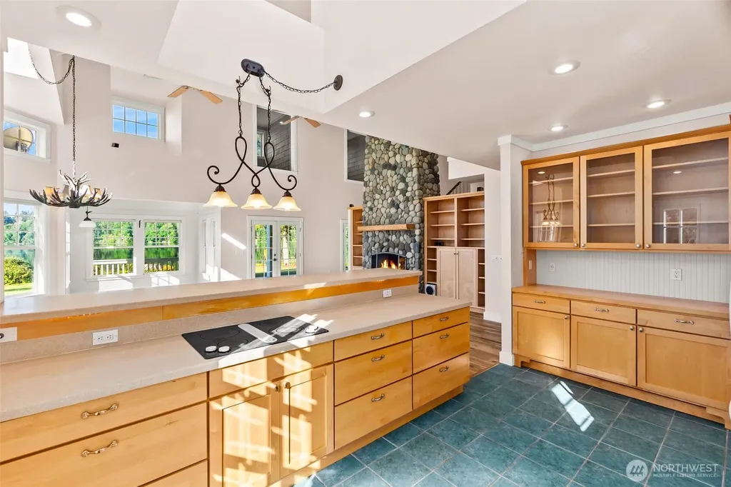 1800 E South Island Drive Shelton WA 98584
