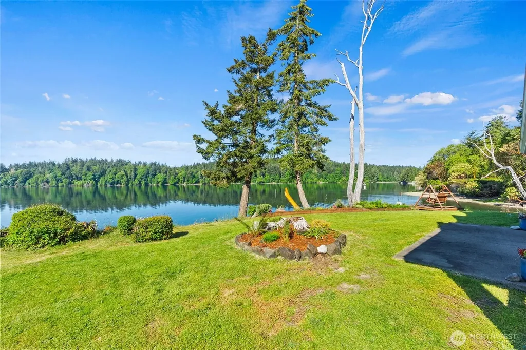 1800 E South Island Drive Shelton WA 98584