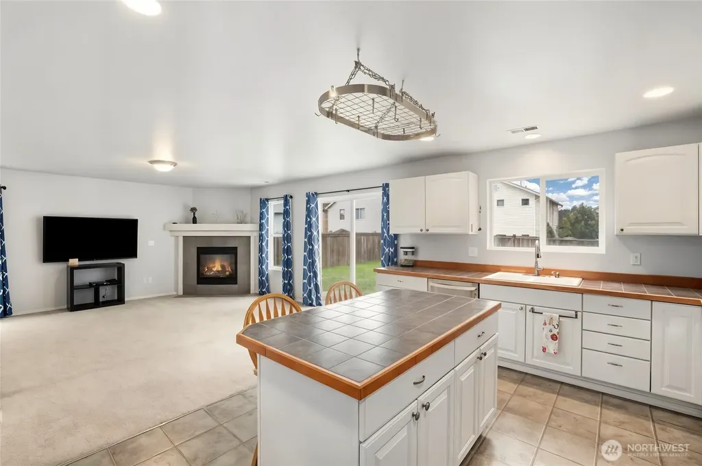 18412 95th Avenue Ct E Puyallup WA 98375