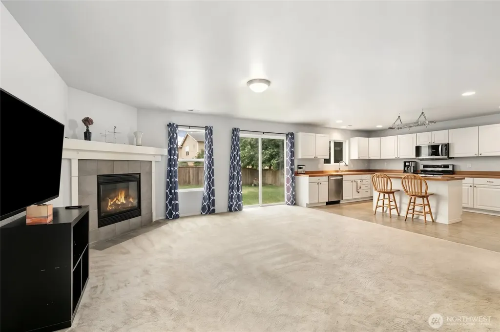 18412 95th Avenue Ct E Puyallup WA 98375