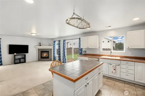 18412 95th Avenue Ct E Puyallup WA 98375