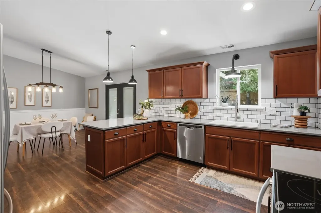 86 Rainier Lane Port Ludlow WA 98365