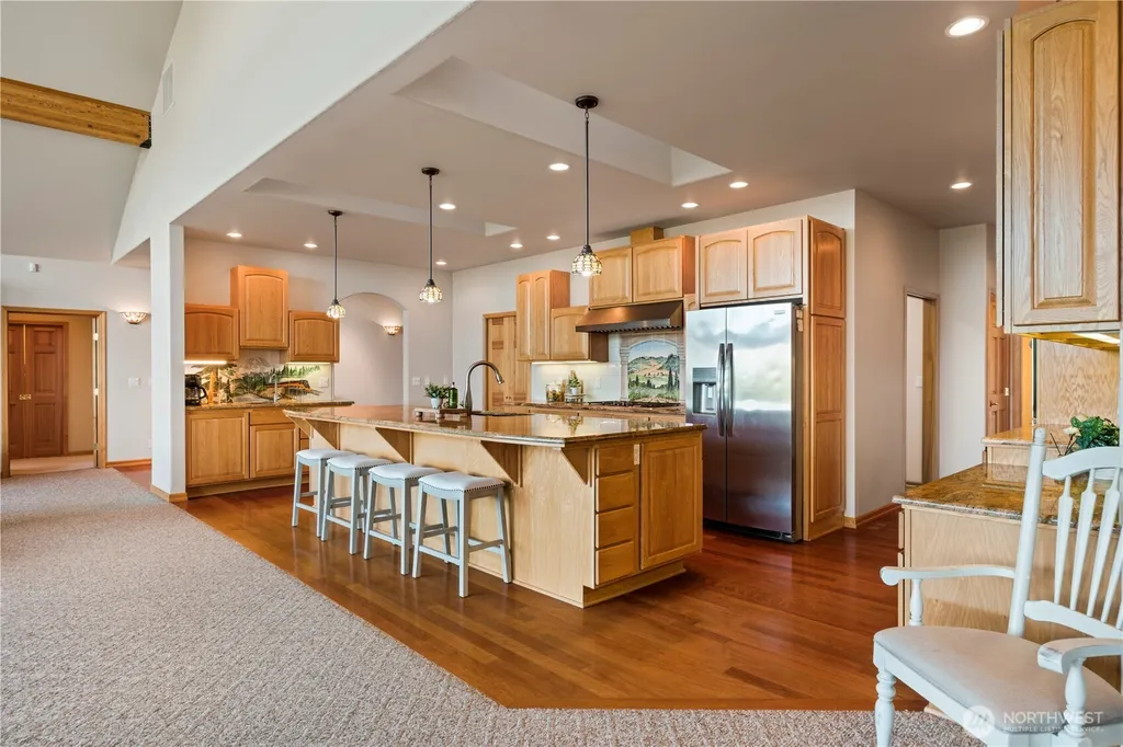8151 E Seaview Drive Port Orchard WA 98366
