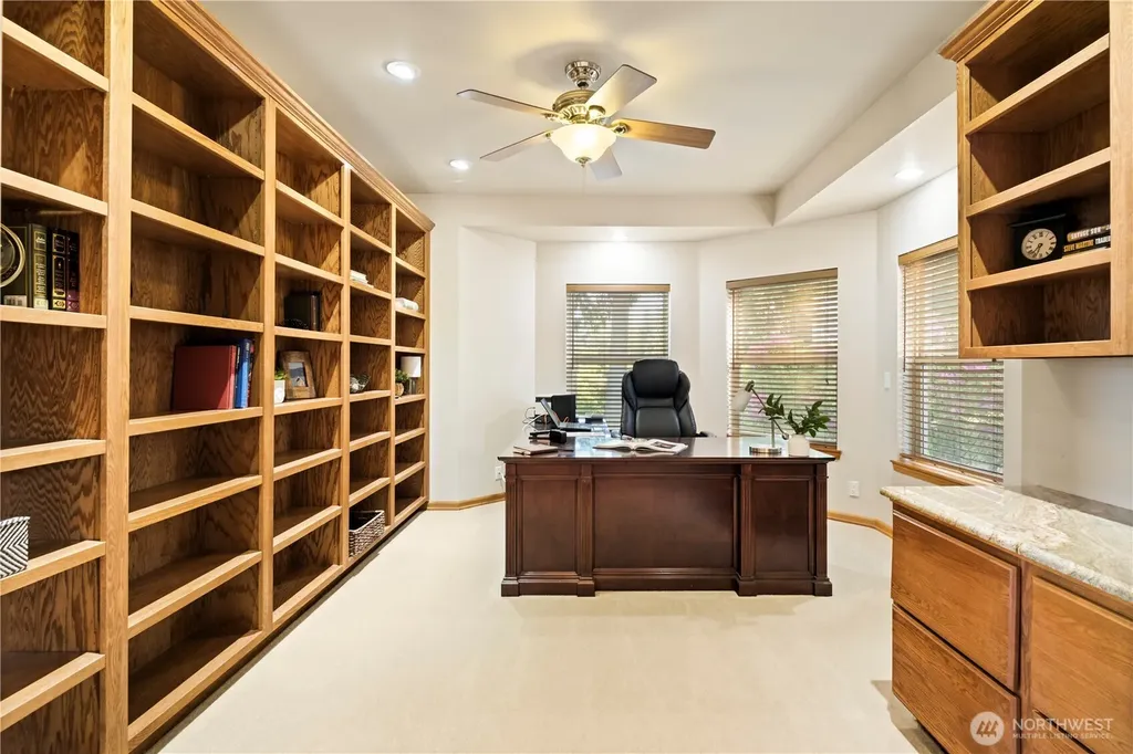 8151 E Seaview Drive Port Orchard WA 98366