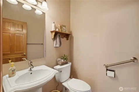 8151 E Seaview Drive Port Orchard WA 98366