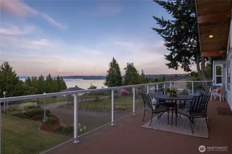 8151 E Seaview Drive Port Orchard WA 98366
