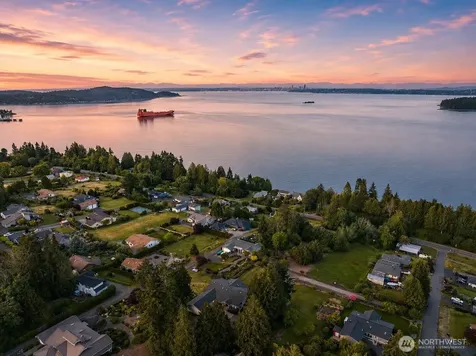 8151 E Seaview Drive Port Orchard WA 98366