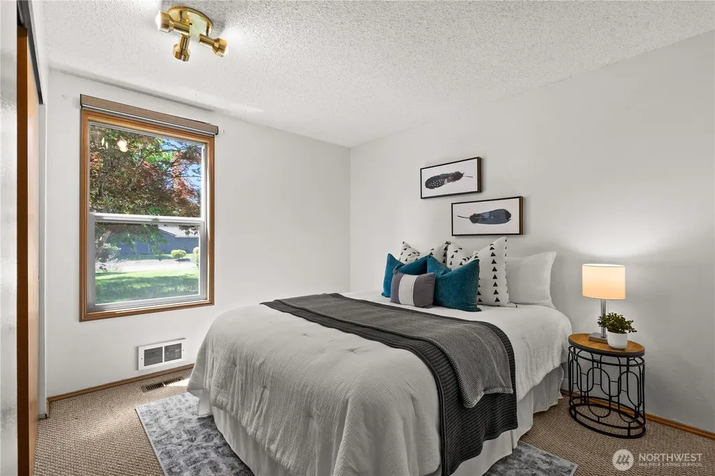 22108 SE 251st Court Maple Valley WA 98038