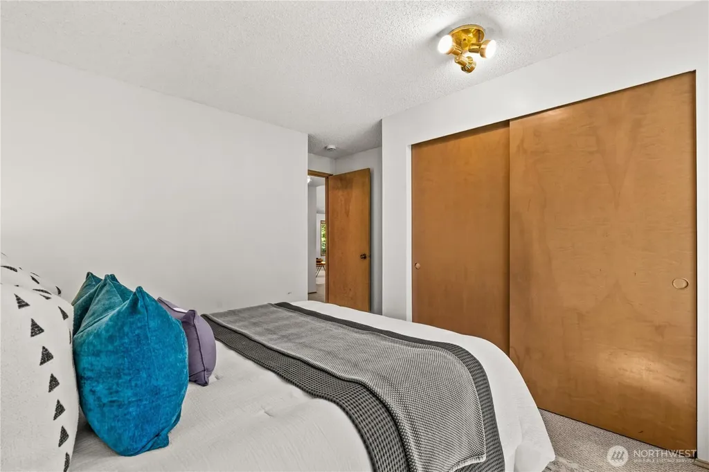 22108 SE 251st Court Maple Valley WA 98038