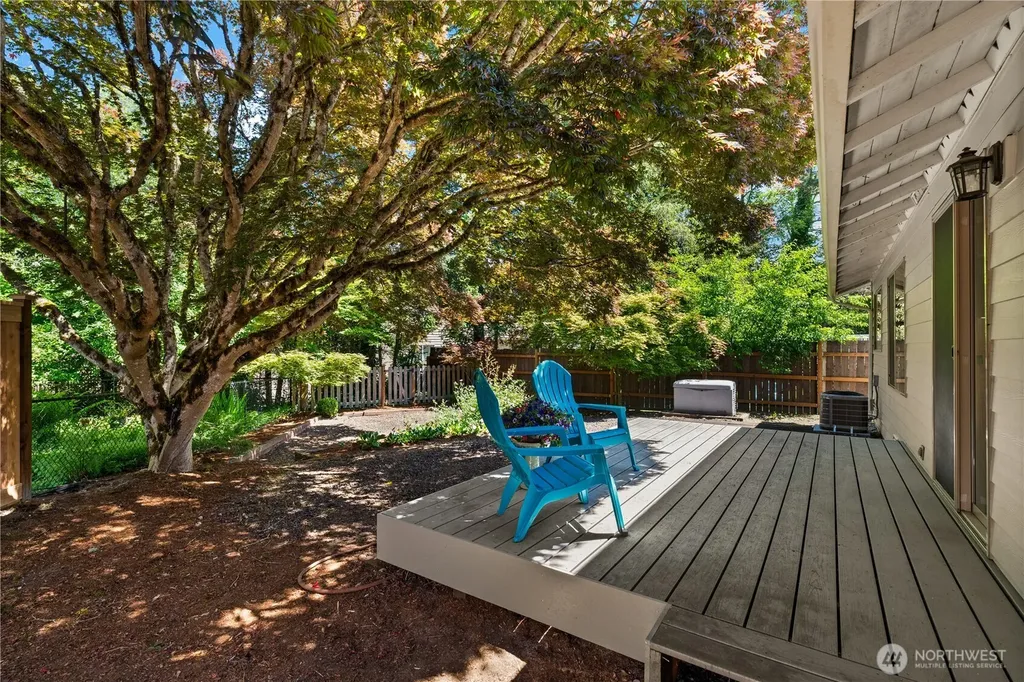 22108 SE 251st Court Maple Valley WA 98038