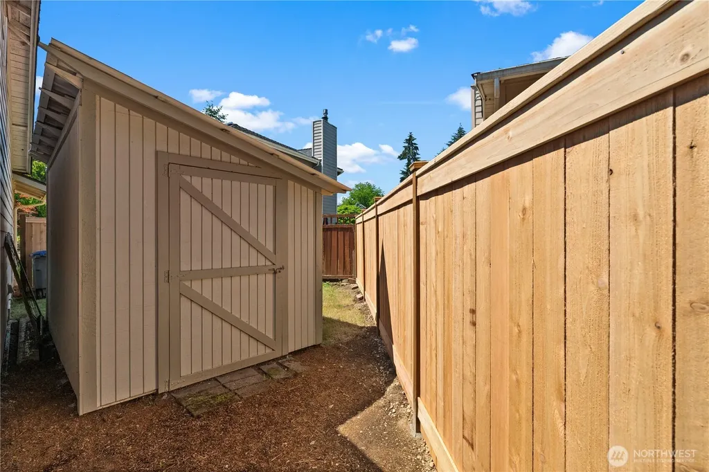 22108 SE 251st Court Maple Valley WA 98038