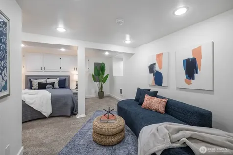 10617 39th Avenue SW Seattle WA 98146