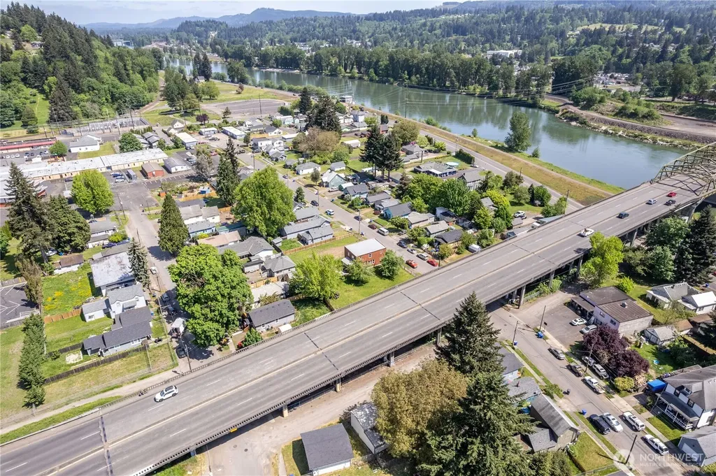 309 NW 2nd Avenue Kelso WA 98626