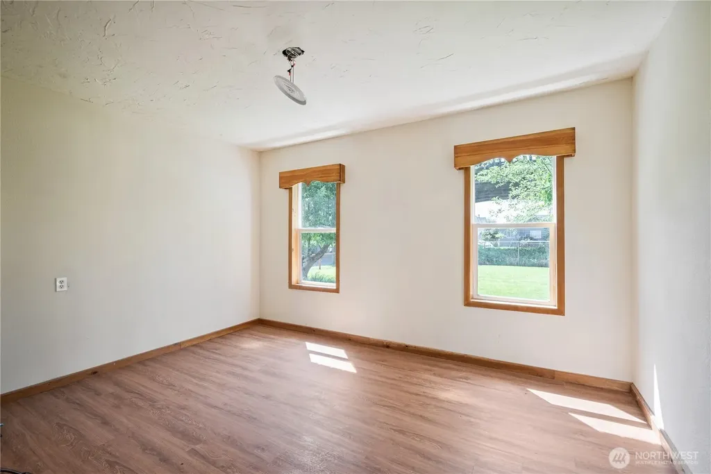 309 NW 2nd Avenue Kelso WA 98626