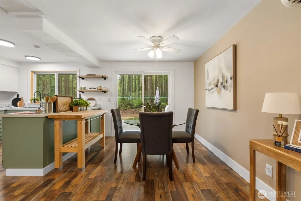 6951 SE Olalla Valley Road Port Orchard WA 98367