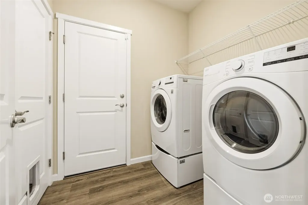 206 Russell Road Bremerton WA 98312