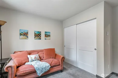 14906 Manor Way Lynnwood WA 98087