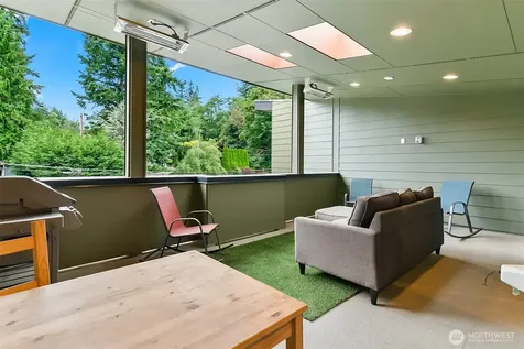 14906 Manor Way Lynnwood WA 98087