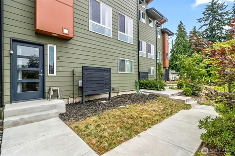 14906 Manor Way Lynnwood WA 98087