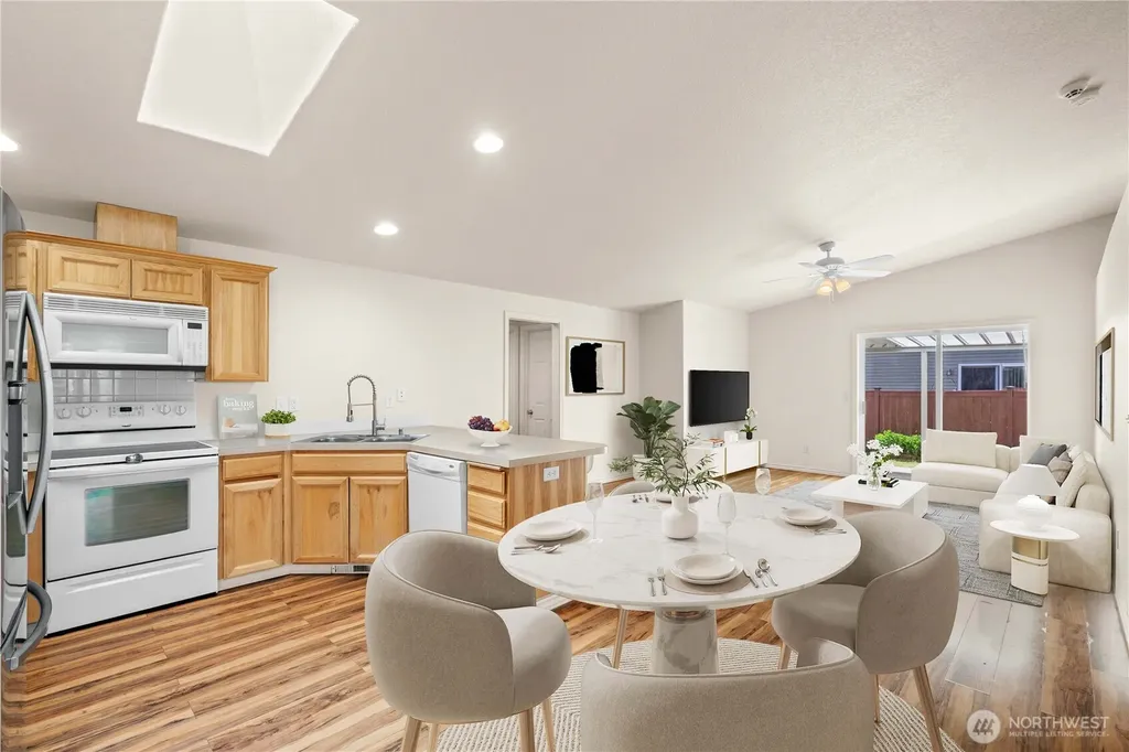 7101 33rd Way NE Lacey WA 98516