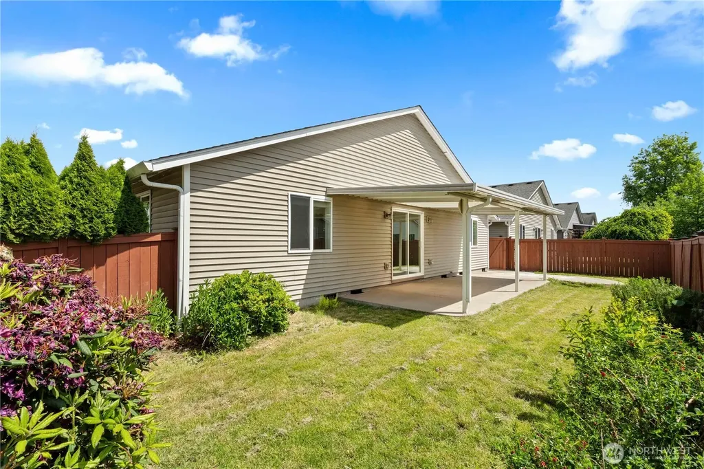 7101 33rd Way NE Lacey WA 98516