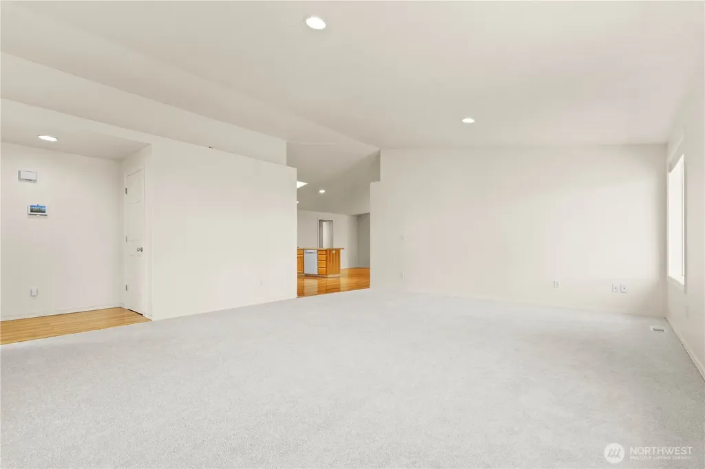 7101 33rd Way NE Lacey WA 98516
