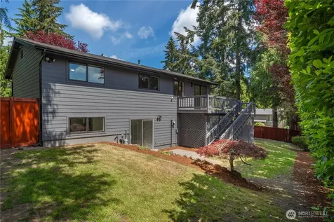 9437 NE 126th Place Kirkland WA 98034