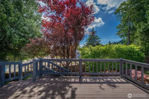 9437 NE 126th Place Kirkland WA 98034