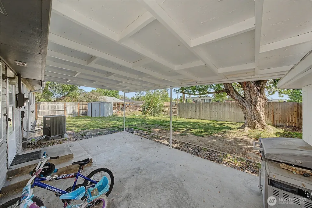 337 N Clark Road Moses Lake WA 98837